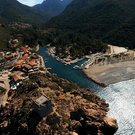 A Casa Di Minana * Piana (Corsica)